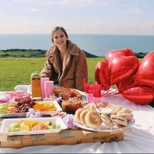 Stylish, Comfortable Oversized Free People Teddy Bear Jacket in good condition